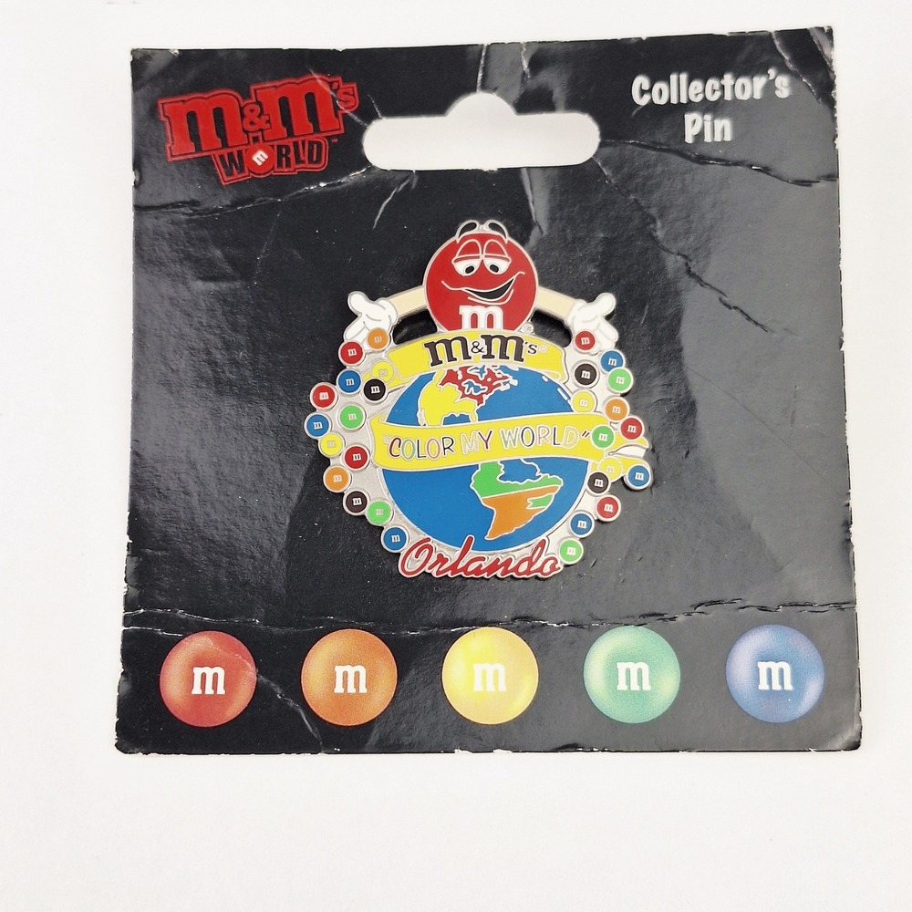 M&M's World Orlando Color My World Collector Pin Red Character Globe 2005 New